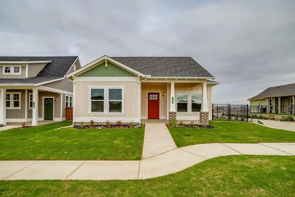 $3,650 | 106 Cardinal Wds, Granbury, TX 76049