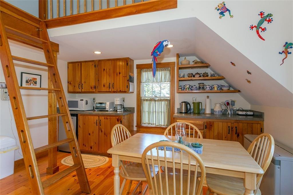 27-28 Peoples Road Tenants Harbor, ME 04860 - Photo 22 of 25 Guest dining and efficency