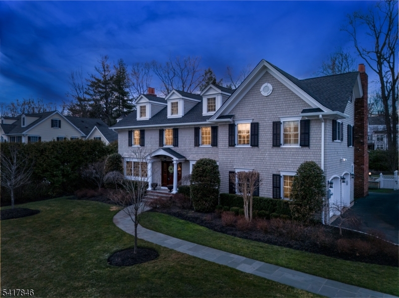 32 Westminster Road Chatham, NJ 07928 - Photo 2 of 48