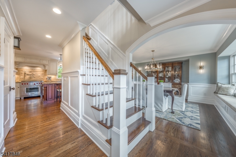 32 Westminster Road Chatham, NJ 07928 - Photo 4 of 48