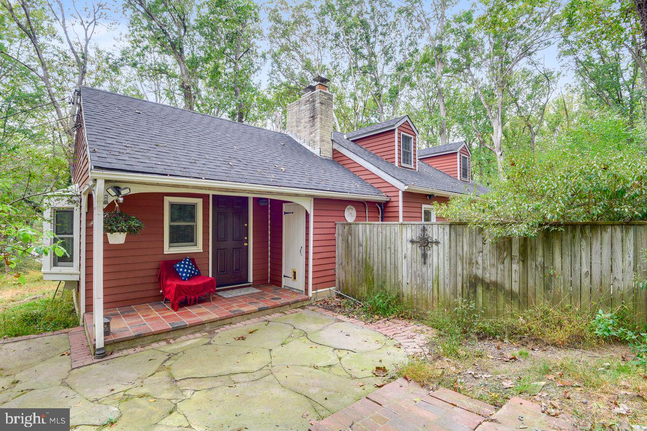 14415 Manor Road Phoenix, MD 21131 - Photo 3 of 40 Porch off flagstone patio.