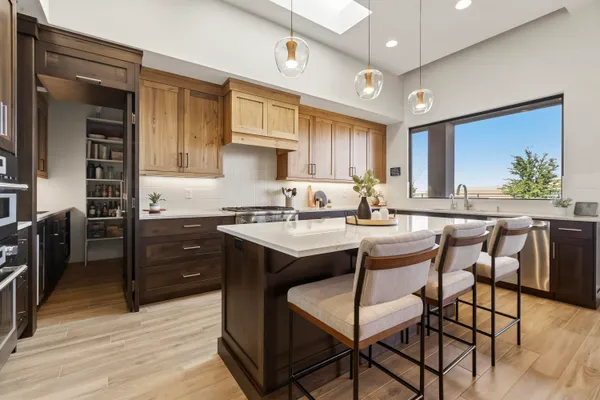 $1,299,000 | 3289 South Drifting Dunes Lane, Hurricane, UT 84737
