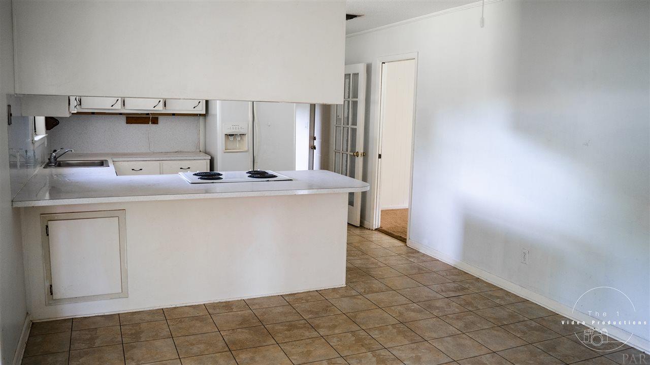 4772 Hamilton Bridge Road Pace, FL 32571 - Photo 3 of 8 Gallery Image 3