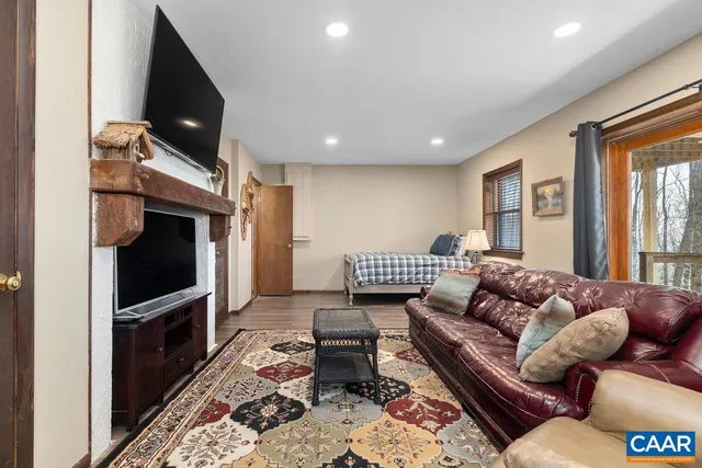 $434,000 | 145 Firtree Drive, Roseland, VA 22967