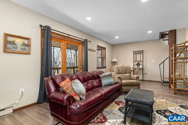 $434,000 | 145 Firtree Drive, Roseland, VA 22967