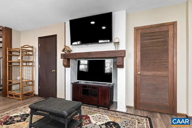 $434,000 | 145 Firtree Drive, Roseland, VA 22967