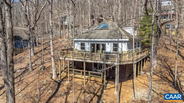 $434,000 | 145 Firtree Drive, Roseland, VA 22967