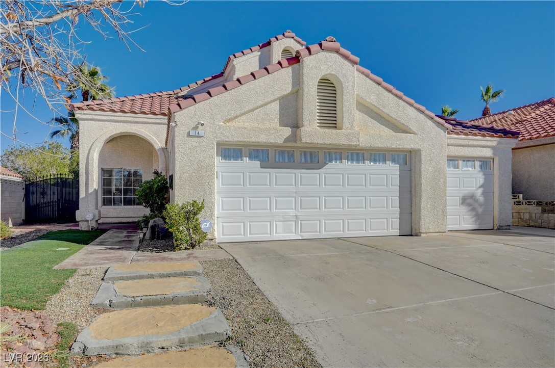 14 Barton Spring Circle Henderson, NV 89074 - Photo 3 of 64