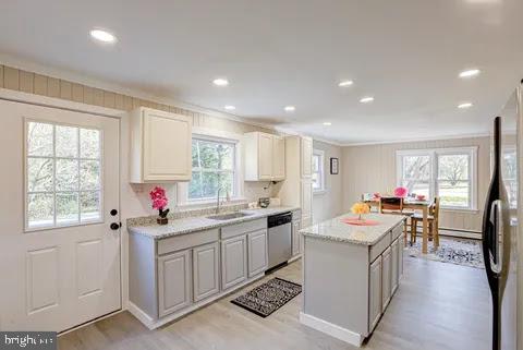 4841 Sandtown Road Felton, DE 19943 - Photo 21 of 44 Bright and inviting modern kitchen.