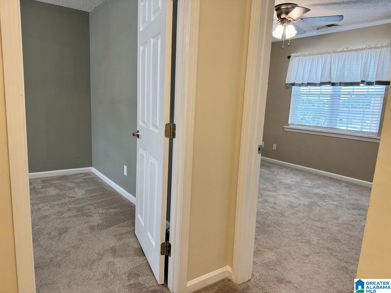 137 Canyon Place Pelham, AL 35124 - Photo 16 of 34