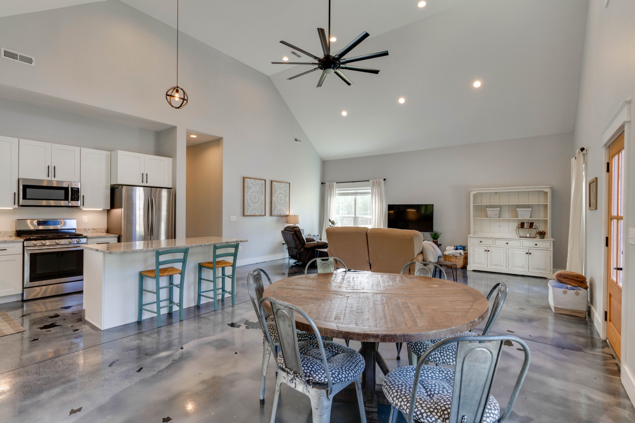 258 South Tunnel Road Portland, TN 37148 - Photo 4 of 27 Gallery Image 4