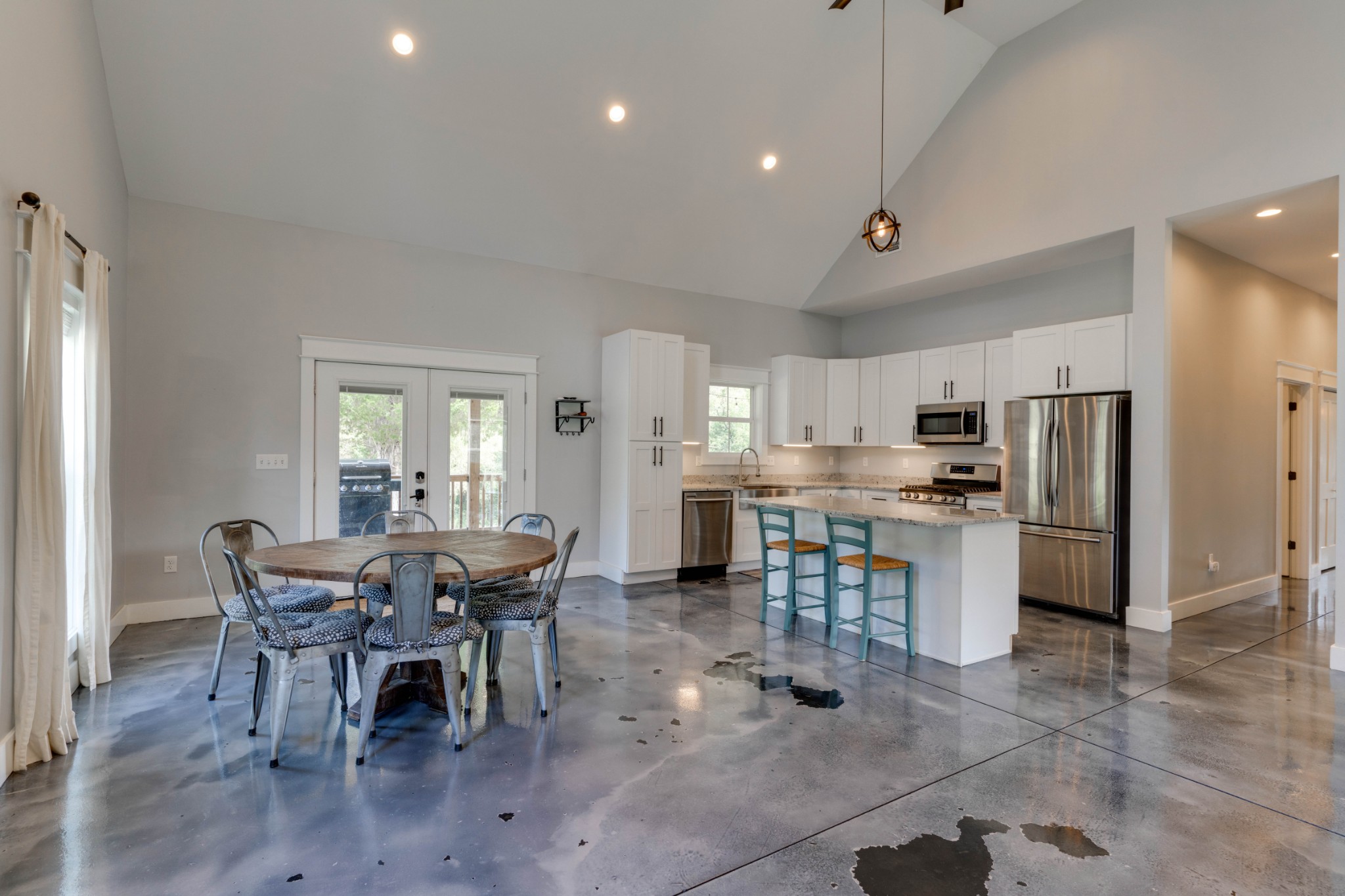 258 South Tunnel Road Portland, TN 37148 - Photo 6 of 27 Gallery Image 6