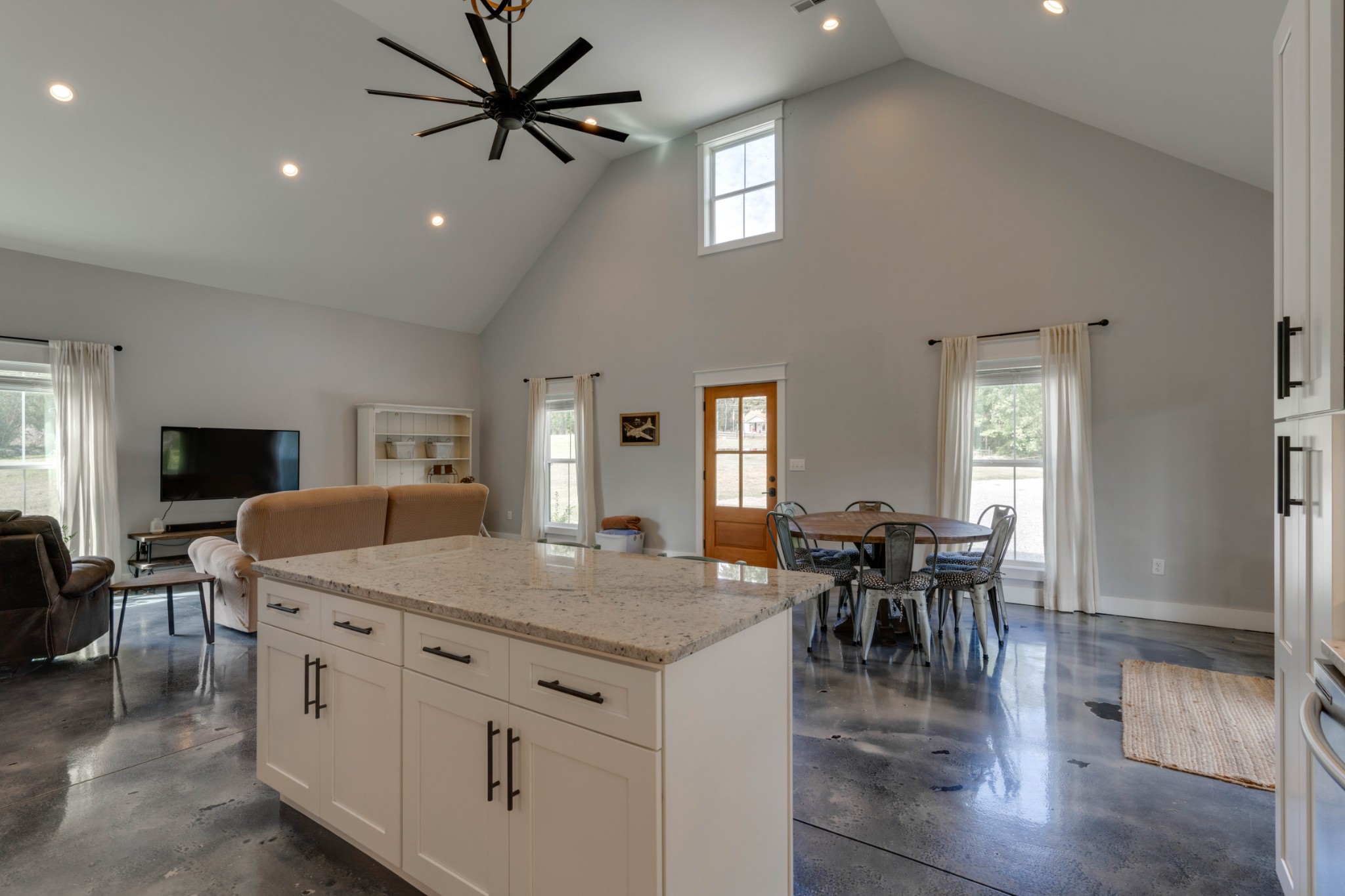 258 South Tunnel Road Portland, TN 37148 - Photo 9 of 27 Gallery Image 9
