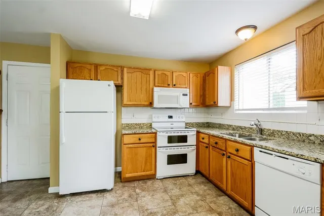 $2,115 | 209 Cherrywood Parc Drive, O'Fallon, MO 63368