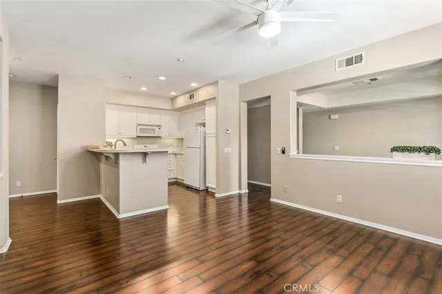 $3,950 | 386 Quail, Irvine, CA 92603