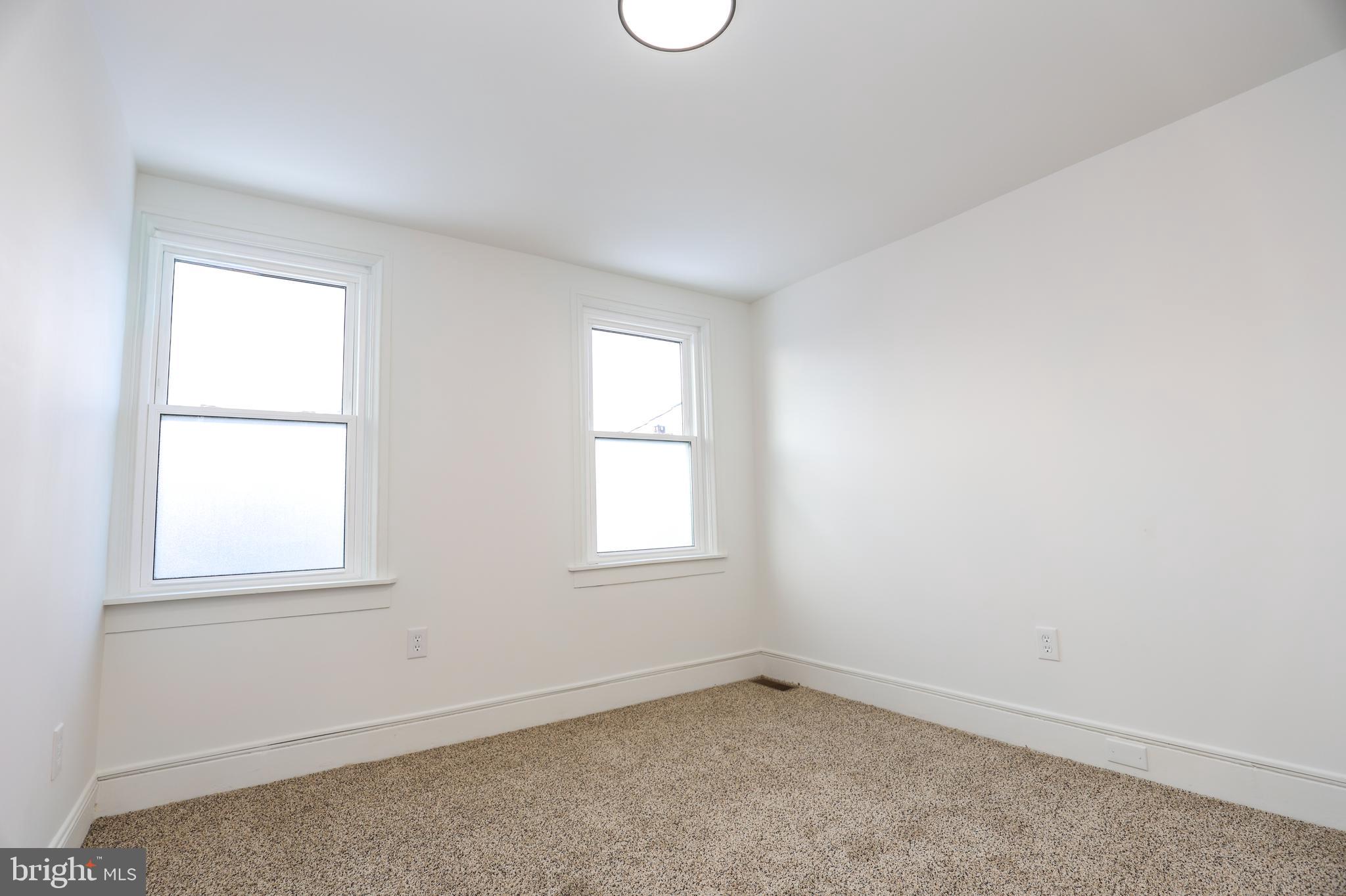 1234 Main Street Harrisburg, PA 17113 - Photo 19 of 36 an empty room with a window