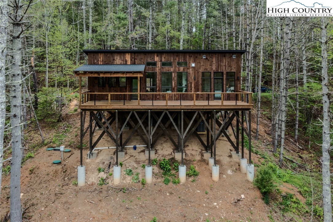 281 New Riv Farms Road Fleetwood, NC 28626 - Photo 4 of 50