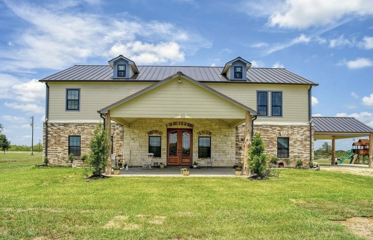 626 Sparta Field Road Waelder, TX 78959 - Photo 2 of 22
