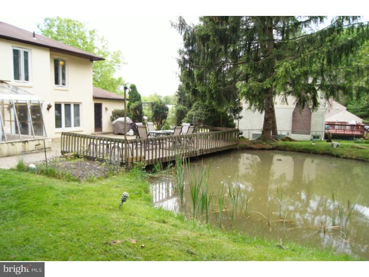 2 Sunan Road Broomall, PA 19008 - Photo 14 of 25 Back Yard
