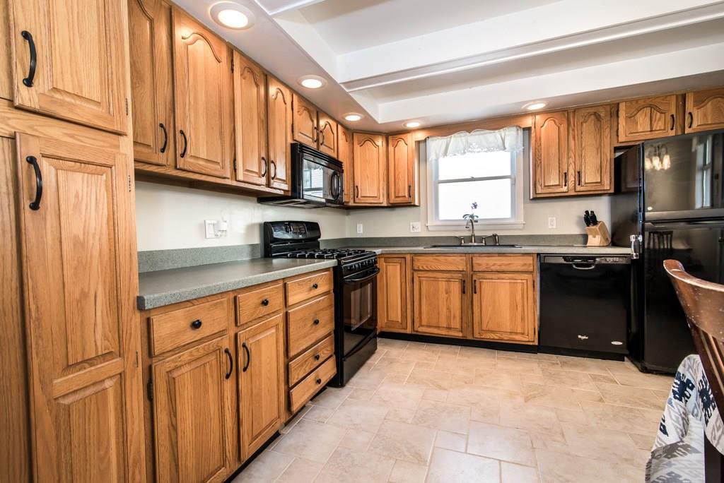 206 Richbarn Road Brighton Heights, PA 15212 - Photo 7 of 25 Gallery Image 7