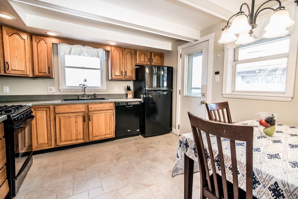 206 Richbarn Road Brighton Heights, PA 15212 - Photo 8 of 25 Gallery Image 8