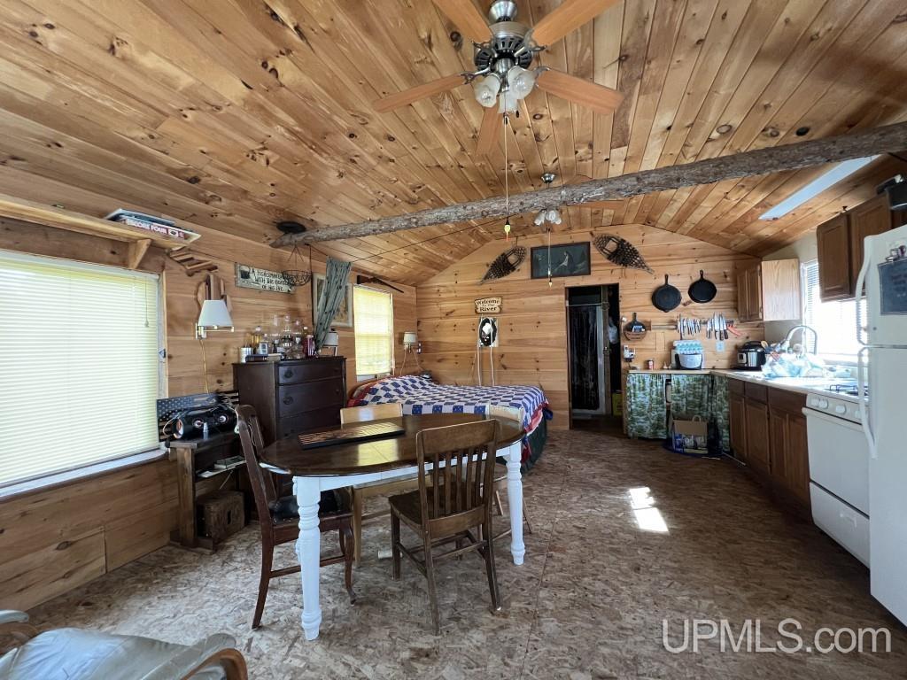 E8096 Co Road Wetmore, MI 49895 - Photo 4 of 32