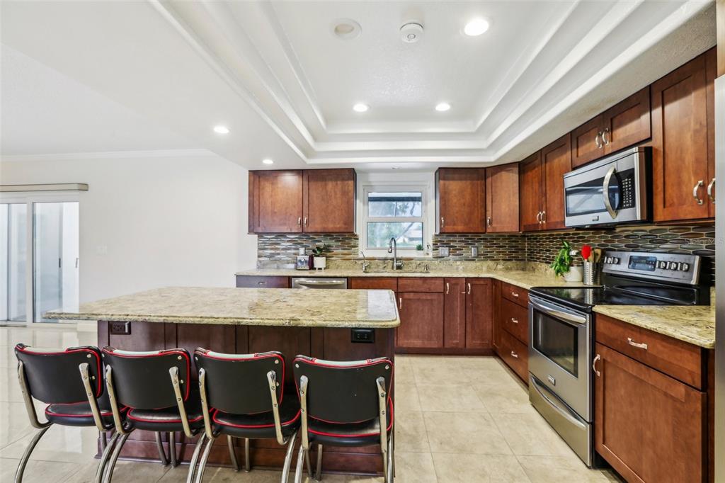 1226 Debuel Road Lutz, FL 33549 - Photo 13 of 39