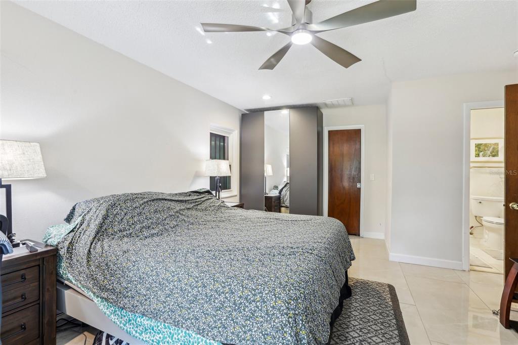 1226 Debuel Road Lutz, FL 33549 - Photo 19 of 39