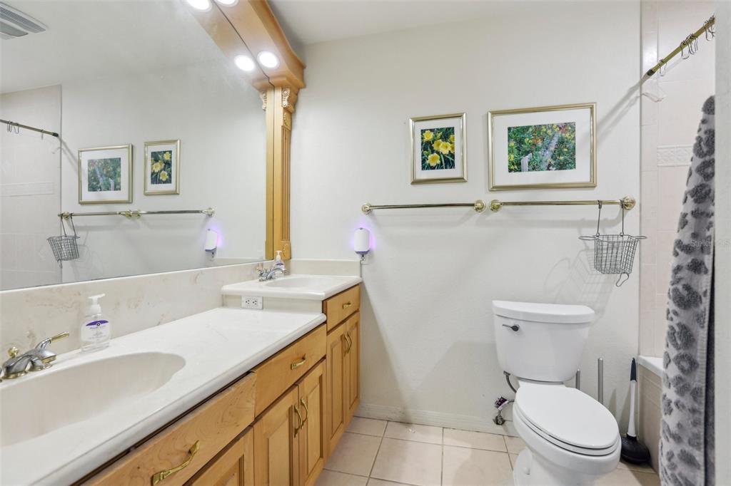 1226 Debuel Road Lutz, FL 33549 - Photo 20 of 39