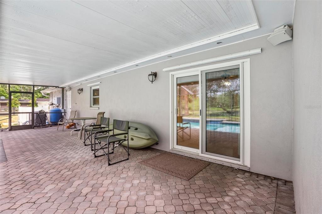 1226 Debuel Road Lutz, FL 33549 - Photo 26 of 39