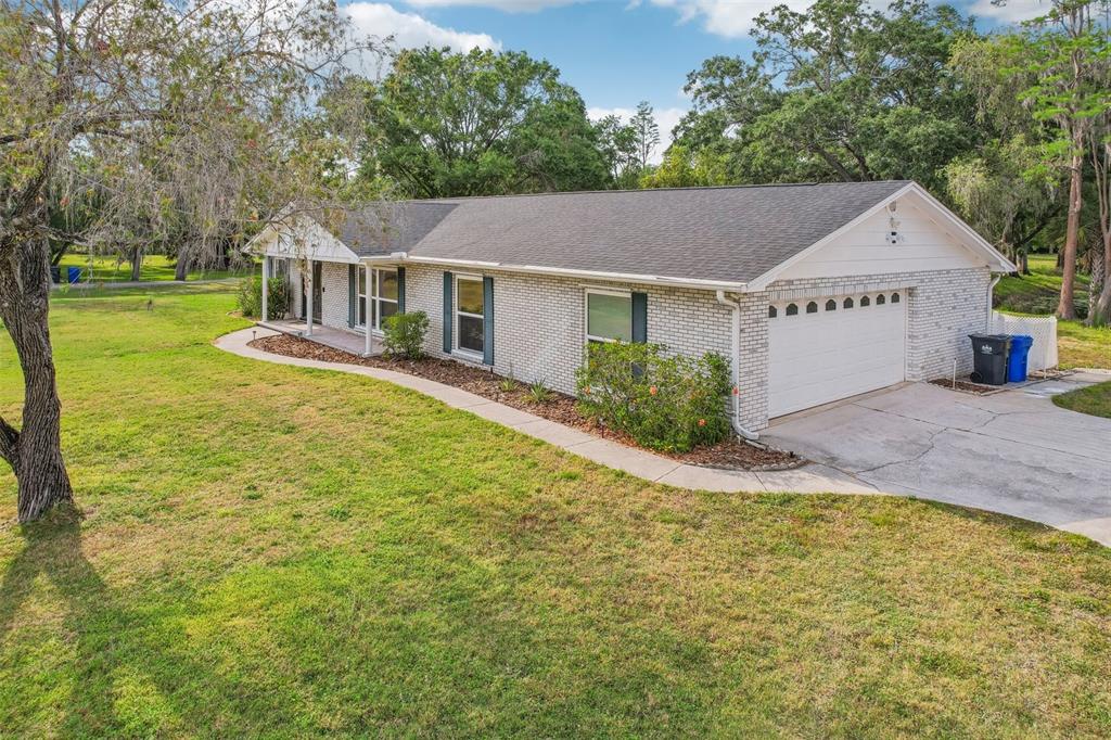 1226 Debuel Road Lutz, FL 33549 - Photo 36 of 39