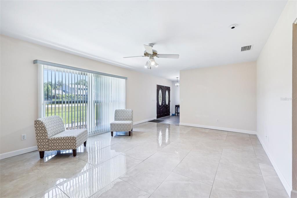 1226 Debuel Road Lutz, FL 33549 - Photo 8 of 39