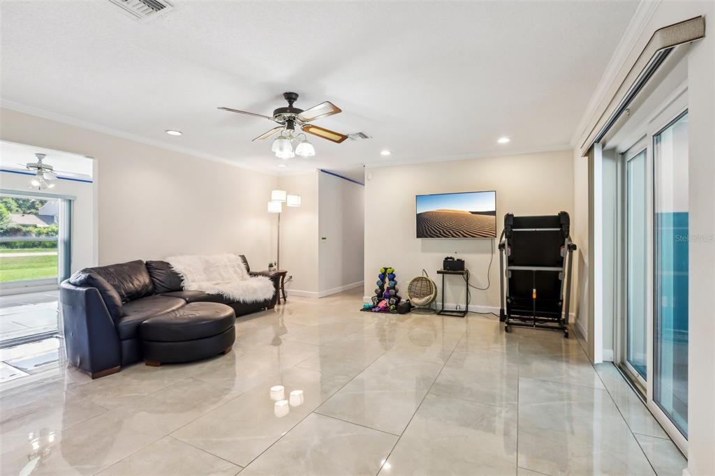 1226 Debuel Road Lutz, FL 33549 - Photo 10 of 39