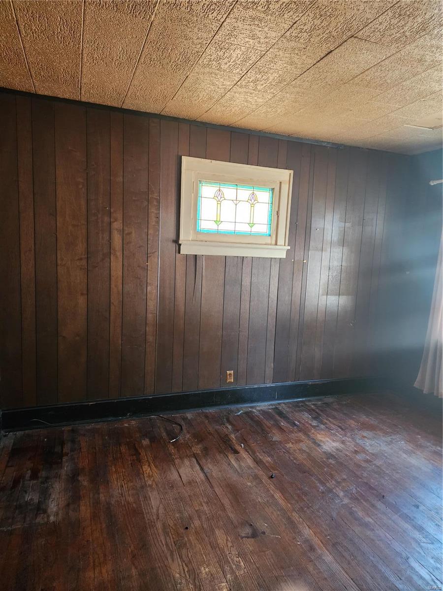 2917 North Hanley Road St. Louis, MO 63121 - Photo 8 of 11 Gallery Image 8