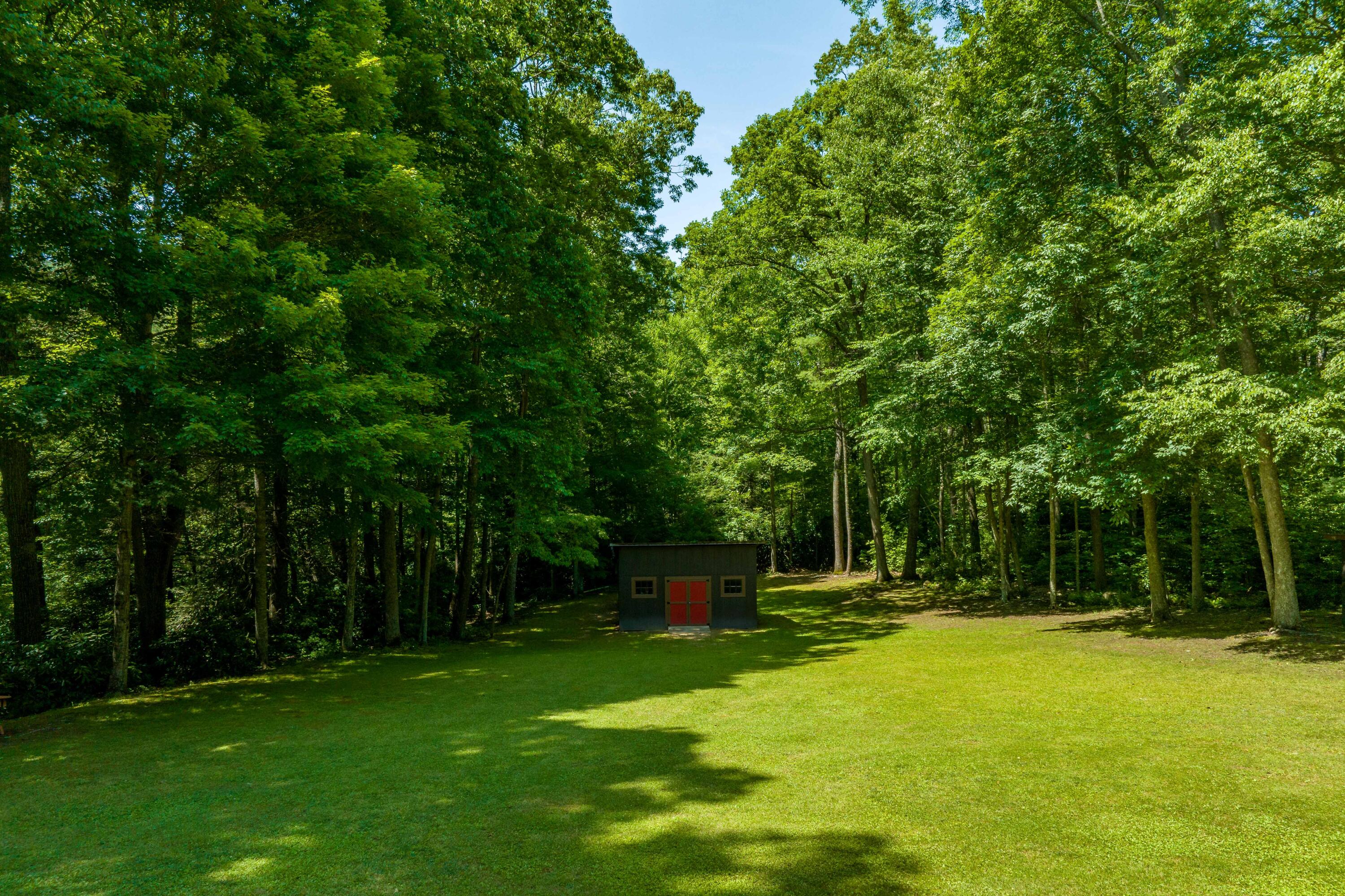 795 Hiram Clark Road Elizabethton, TN 37643 - Photo 13 of 107 795 Hiram Clark road (15 of 107)