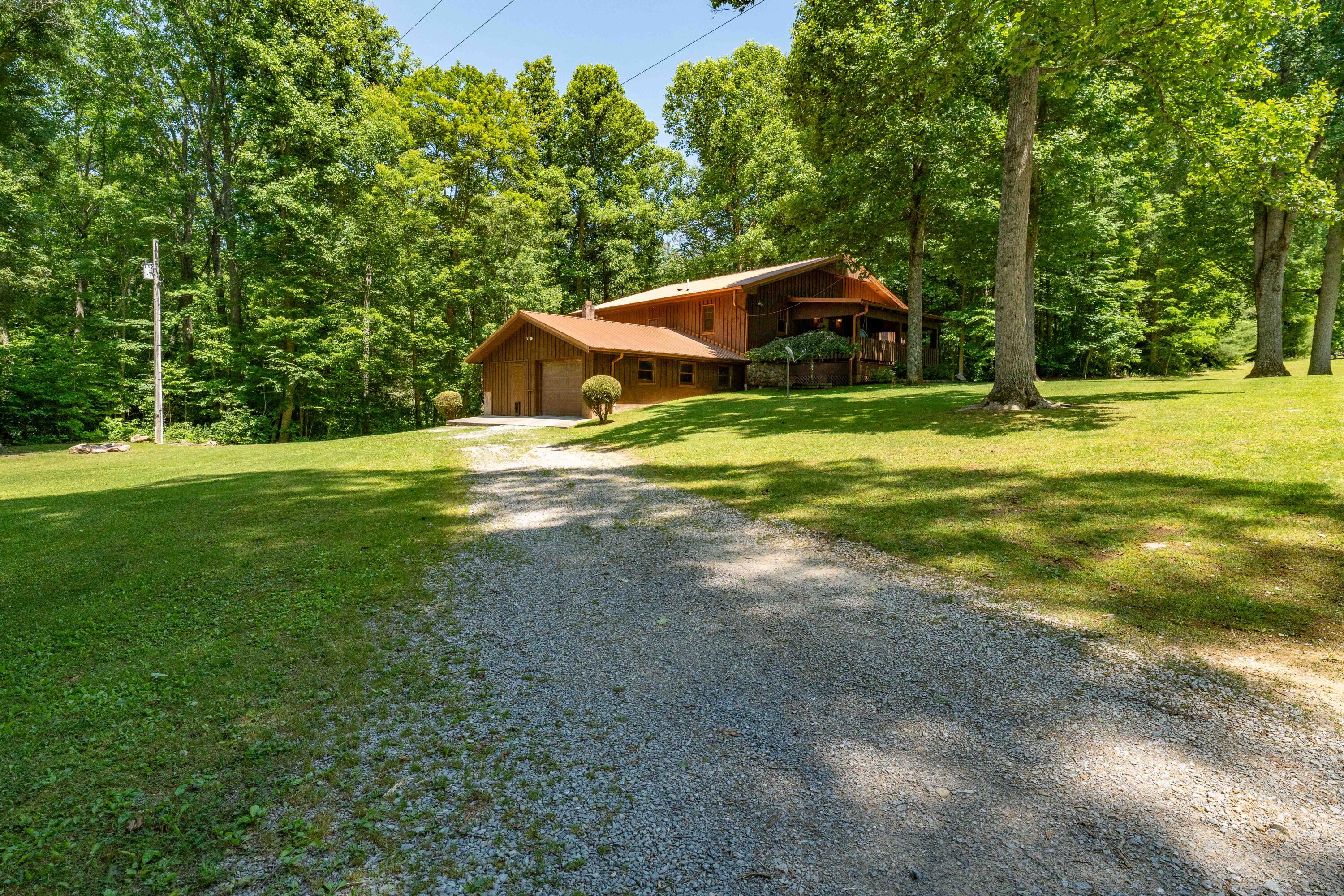795 Hiram Clark Road Elizabethton, TN 37643 - Photo 16 of 107 795 Hiram Clark road (24 of 107)