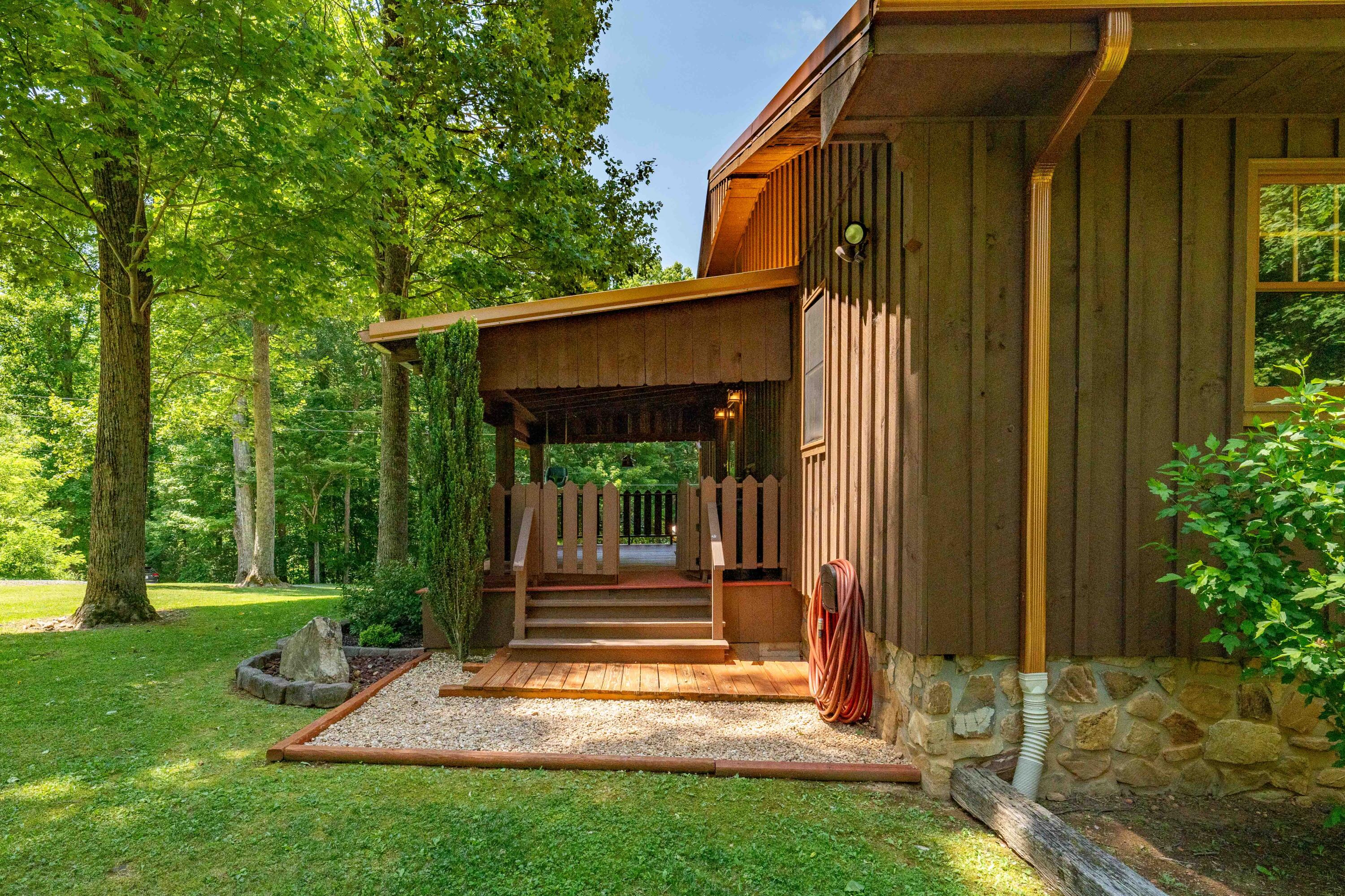 795 Hiram Clark Road Elizabethton, TN 37643 - Photo 23 of 107 795 Hiram Clark road (31 of 107)