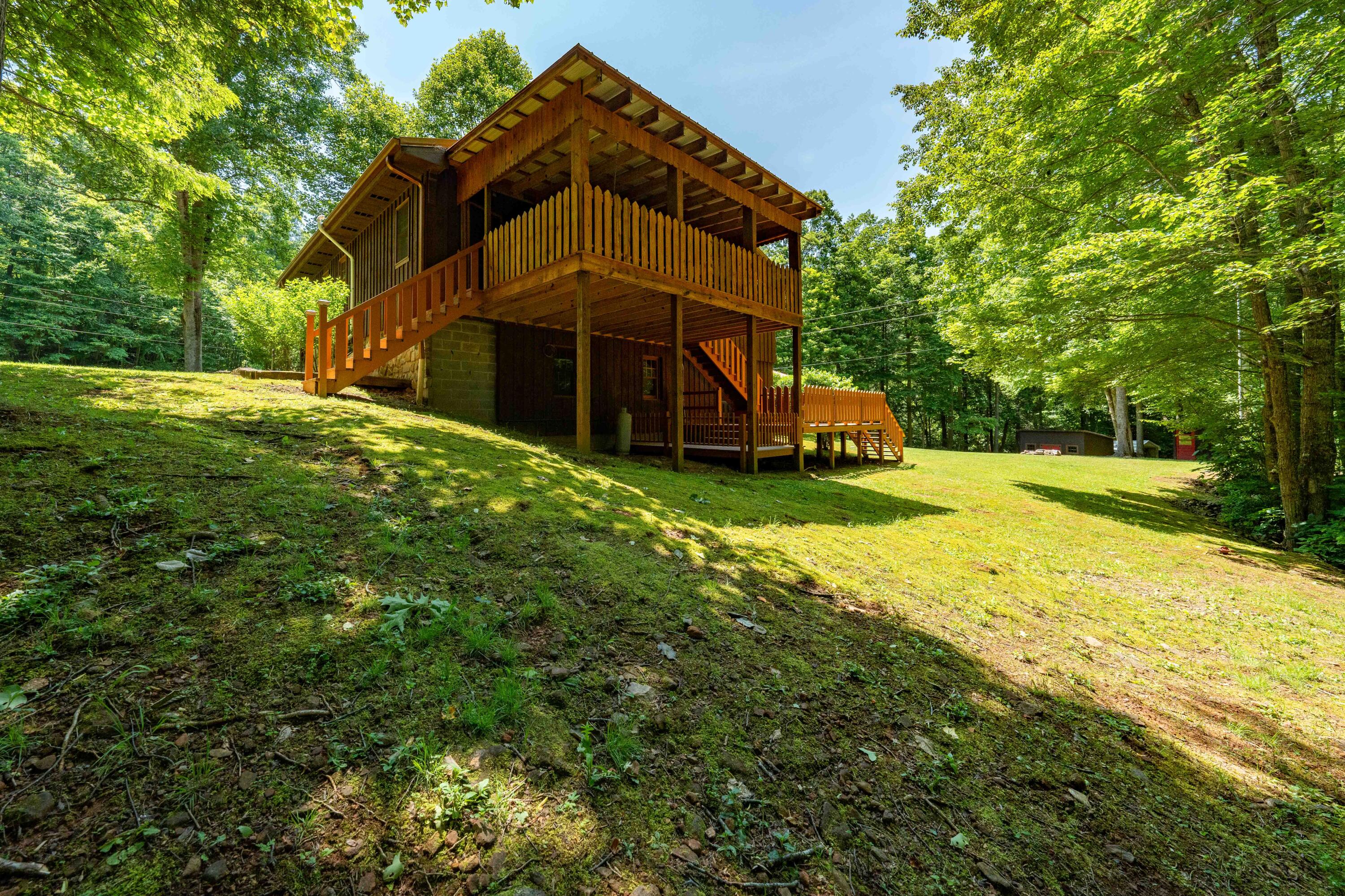 795 Hiram Clark Road Elizabethton, TN 37643 - Photo 32 of 107 795 Hiram Clark road (40 of 107)