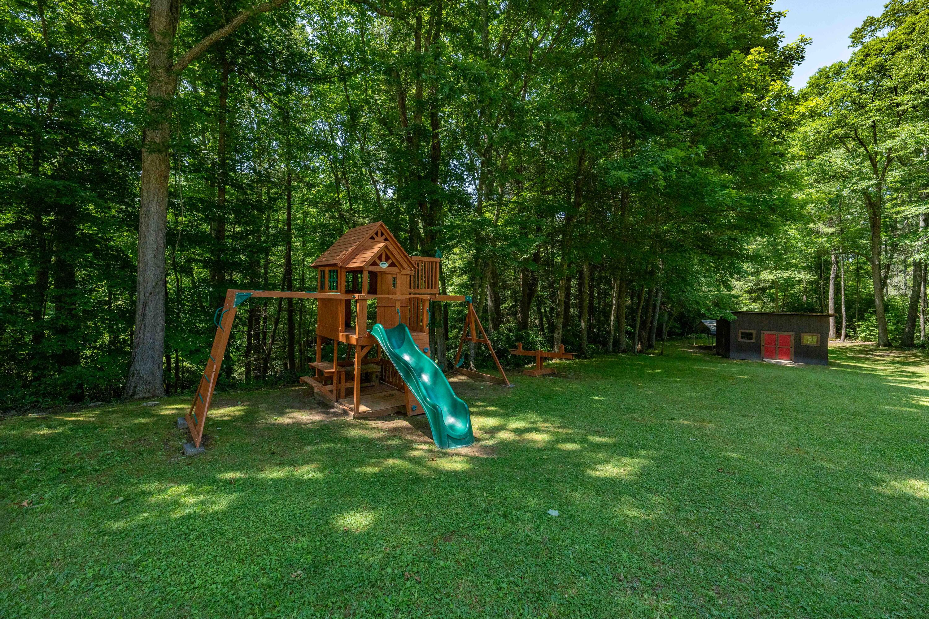 795 Hiram Clark Road Elizabethton, TN 37643 - Photo 55 of 107 795 Hiram Clark road (55 of 107)