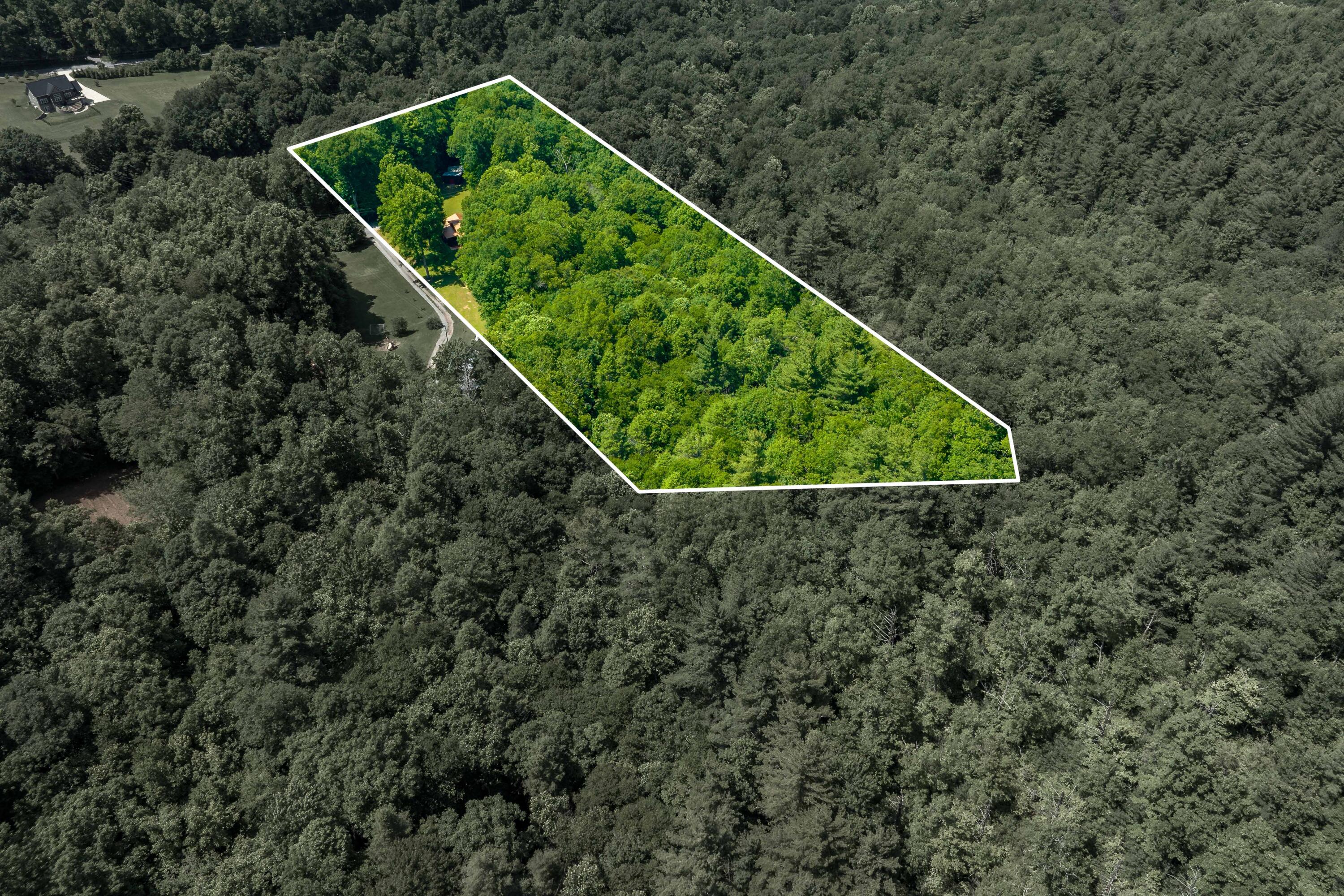 795 Hiram Clark Road Elizabethton, TN 37643 - Photo 9 of 107 795 Hiram Clark road (5 of 107)