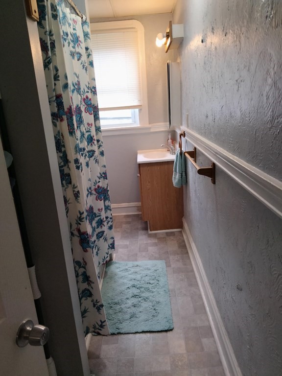 662 2nd Street Fall River, MA 02721 - Photo 7 of 11