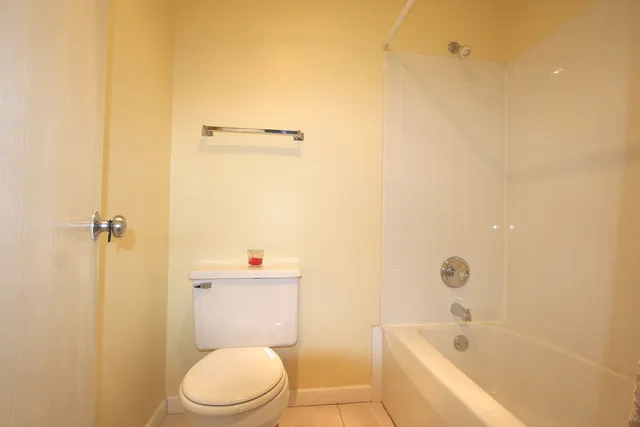 $1,850 | 6143 Knoll Wood Road, Unit 106, Willowbrook, IL 60527