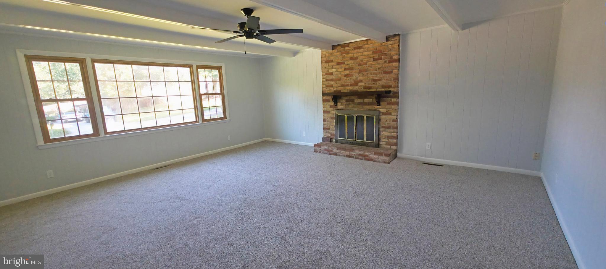 1900 Shetland Road Finksburg, MD 21048 - Photo 16 of 32 an empty room with windows and closet