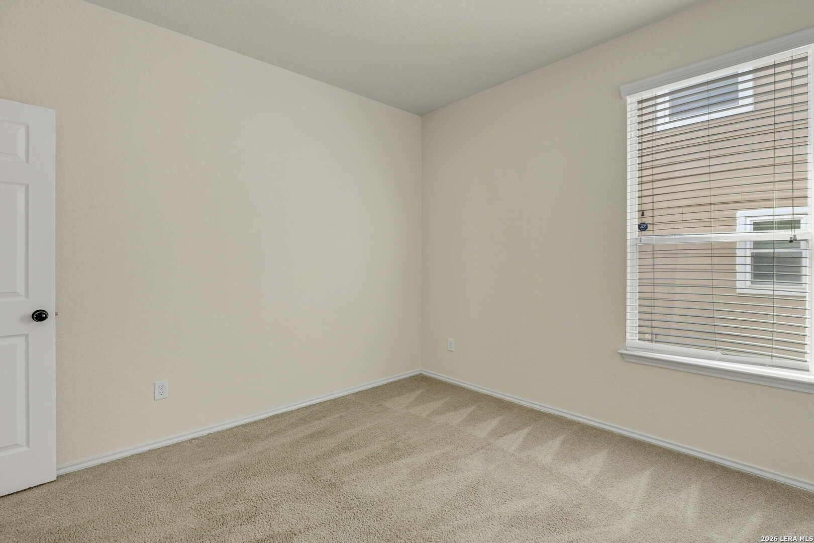 322 Walnut Crest Selma, TX 78154 - Photo 26 of 33 an empty room with a window