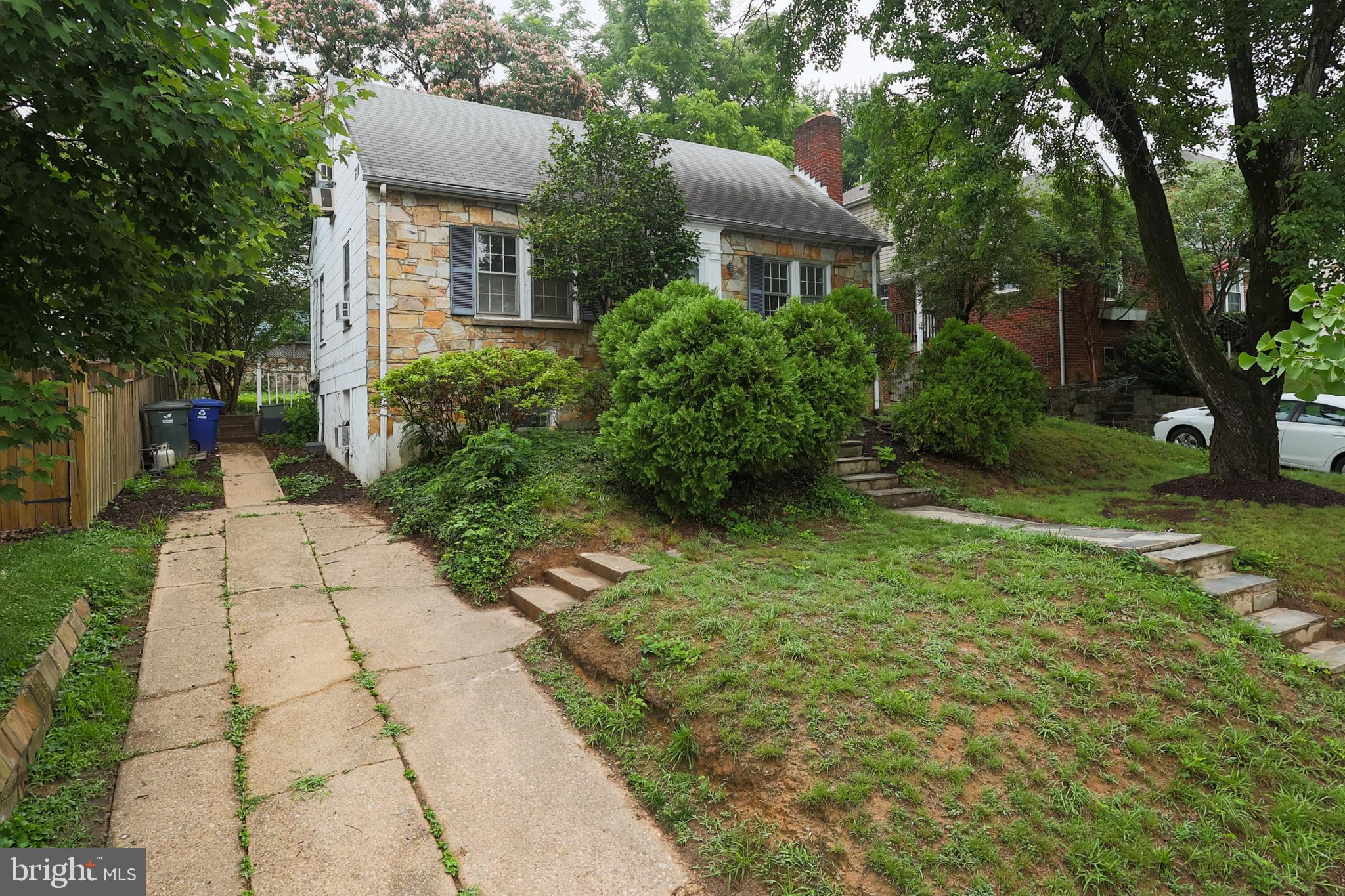 4827 16th Road North Arlington, VA 22207 - Photo 3 of 9