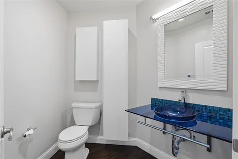 $595,000 | 500 Throckmorton Street, Unit 1605, Fort Worth, TX 76102