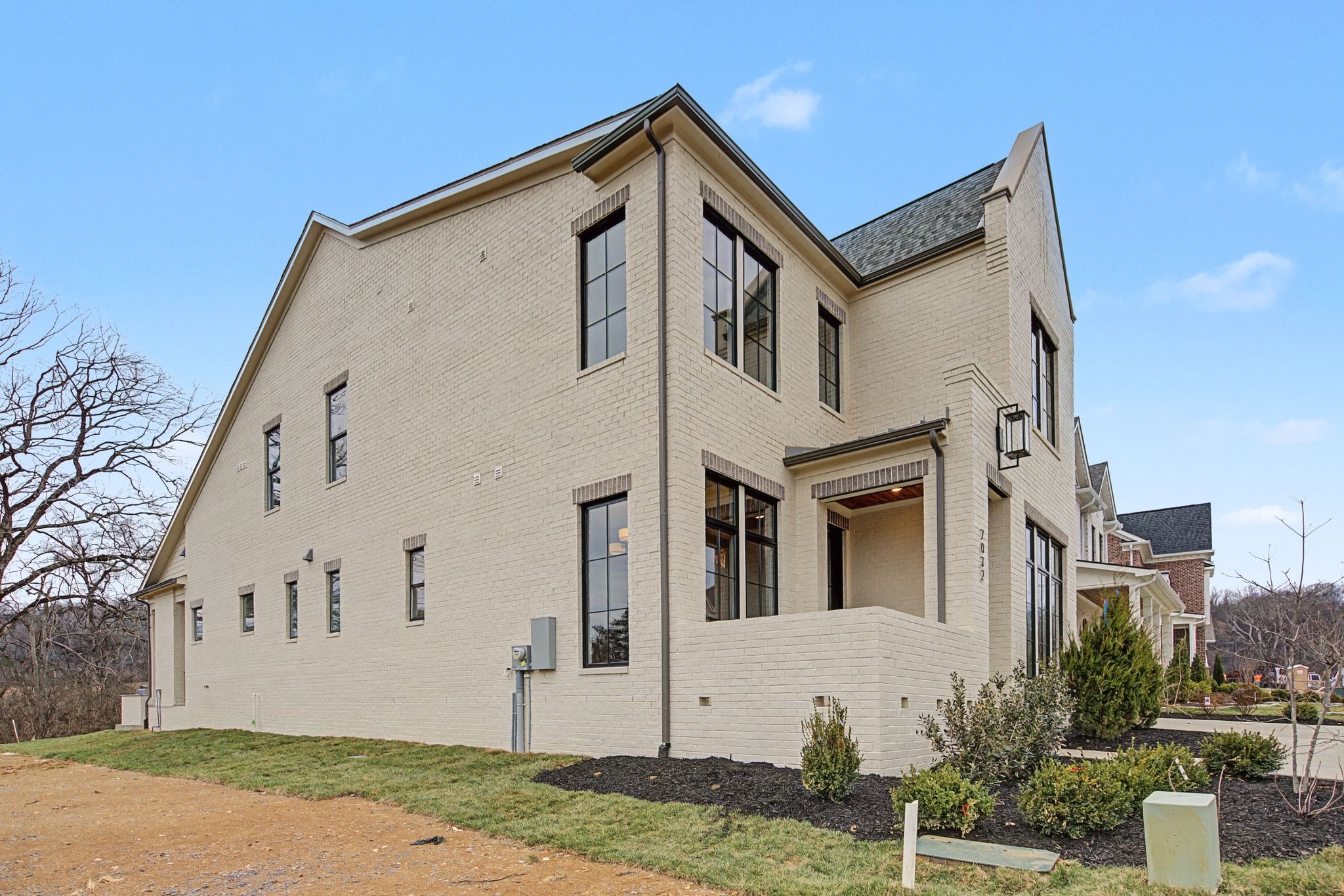 7032 Kinderhook Road Nashville, TN 37221 - Photo 3 of 91 a view of a white building