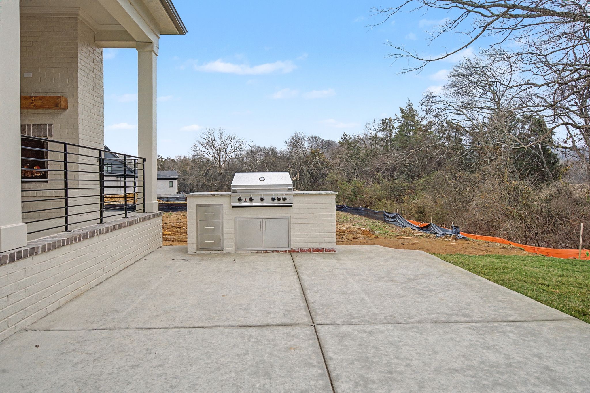 7032 Kinderhook Road Nashville, TN 37221 - Photo 62 of 91 a view of a terrace with sky view