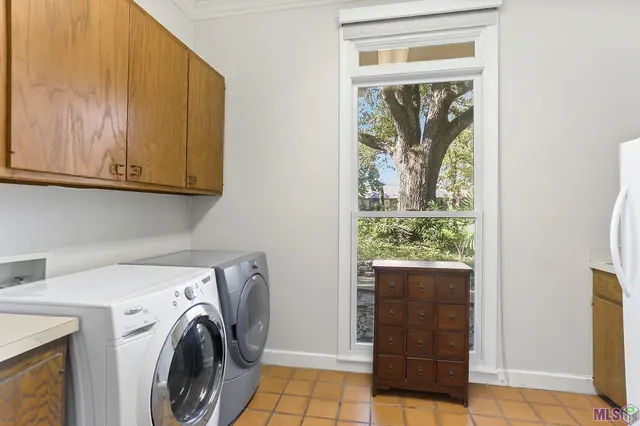 $785,000 | 8311 Oakbrook Drive, St. George, LA 70810