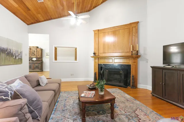 $785,000 | 8311 Oakbrook Drive, St. George, LA 70810